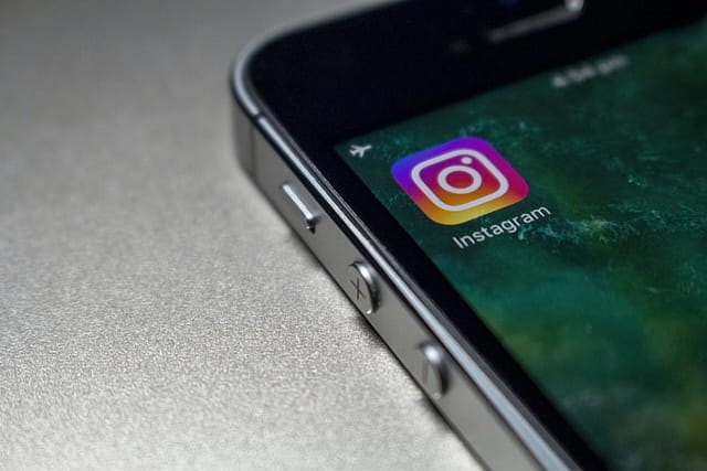 Discover the best time to post on Instagram in 2025—by format, day, and niche. Boost engagement with smart timing strategies built for today’s algorithm.